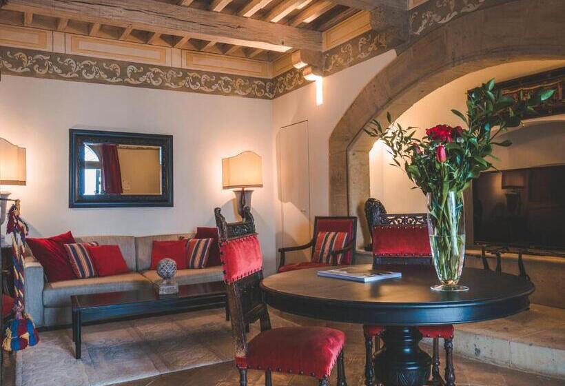 هتل Castello Di Velona Resort, Thermal Spa & Winery