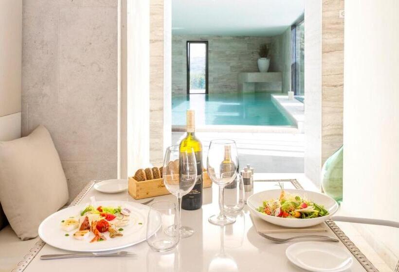 هتل Castello Di Velona Resort, Thermal Spa & Winery