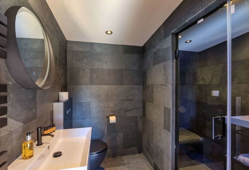 هتل Clementine S Guest House