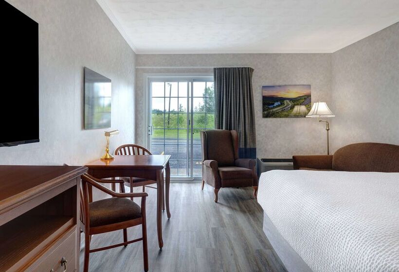 Hotel Days Inn By Wyndham Edmundston