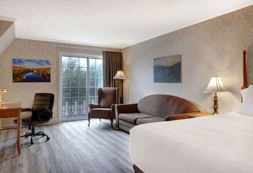 هتل Days Inn By Wyndham Edmundston