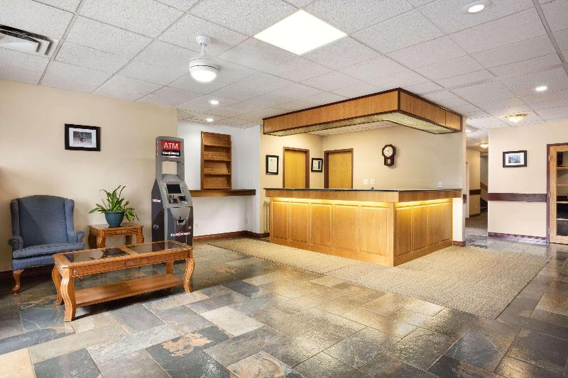 בית מלון כפרי Days Inn By Wyndham Hinton
