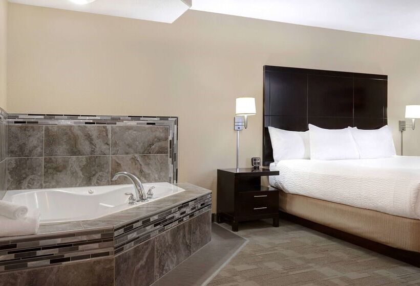 هتل Days Inn By Wyndham Medicine Hat