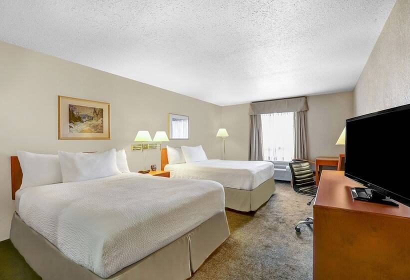 בית מלון כפרי Days Inn By Wyndham Red Deer