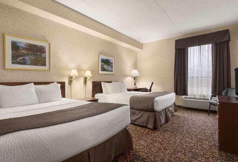 فندق Days Inn By Wyndham Toronto East Lakeview