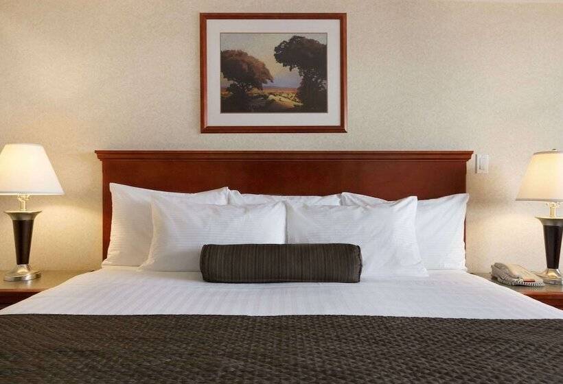 호텔 Days Inn & Suites By Wyndham Langley