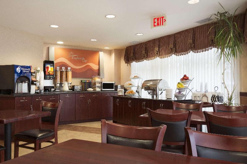 호텔 Days Inn & Suites By Wyndham Langley