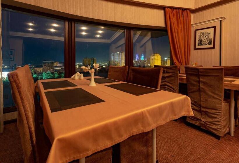 فندق Diplomat Suites