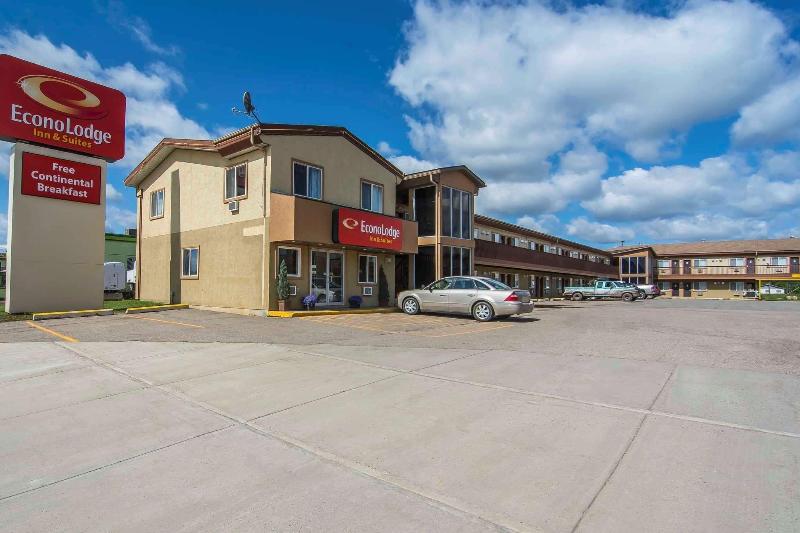בית מלון כפרי Econo Lodge Inn & Suites High Level