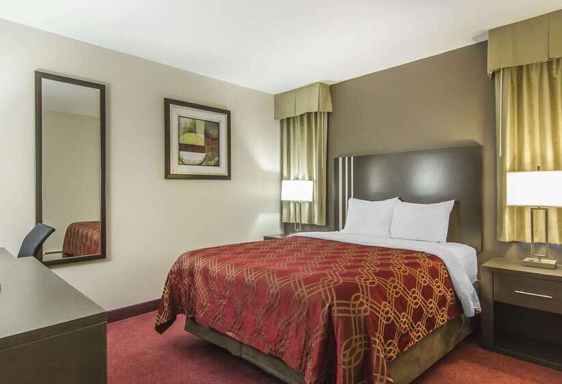 בית מלון כפרי Econo Lodge Inn & Suites