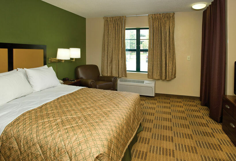 Отель Extendedstaydeluxe St. Johns