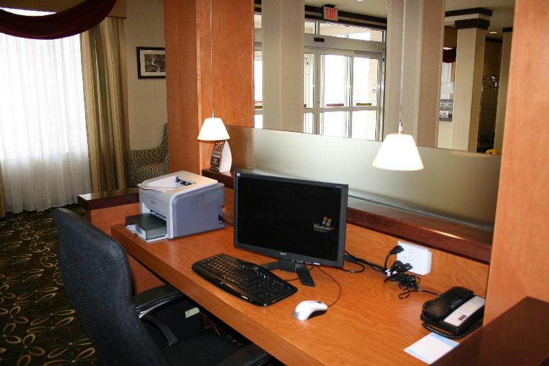 ホテル Marriott Fairfield Sudbury