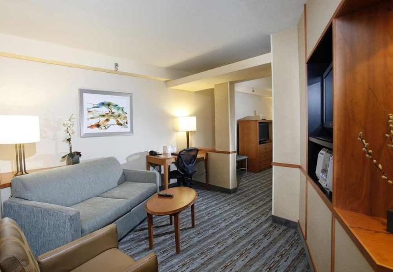 فندق Marriott Fairfield Sudbury