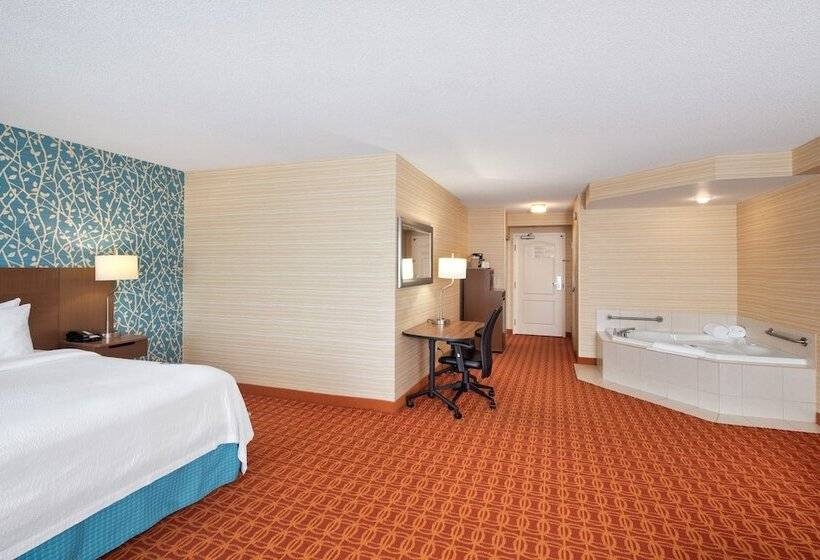 هتل Fairfield Inn & Suites By Marriott Toronto Airport