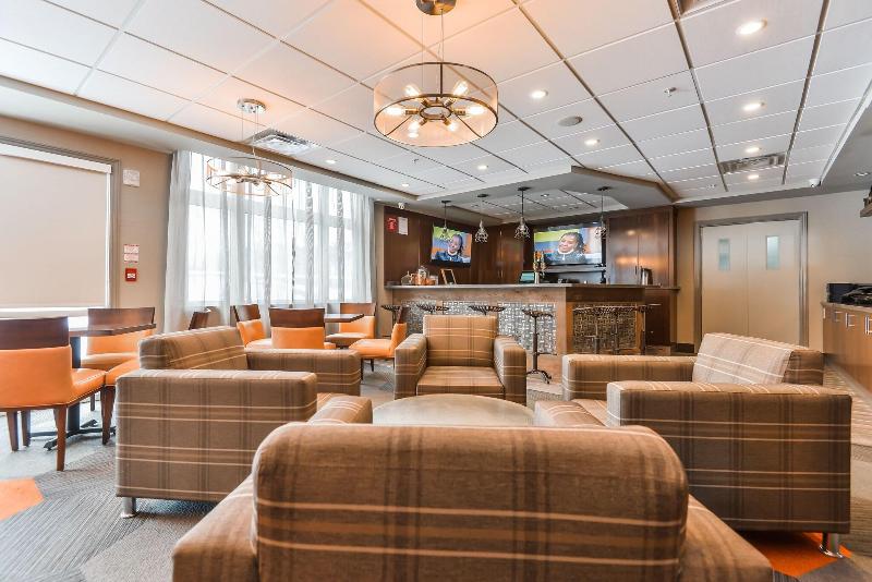 فندق Four Points By Sheraton Barrie
