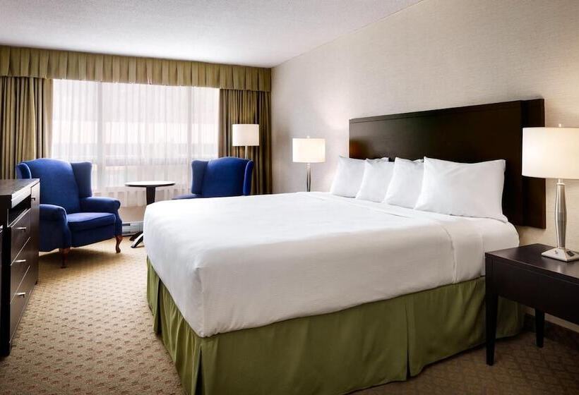 فندق Greenwood Inn & Suites
