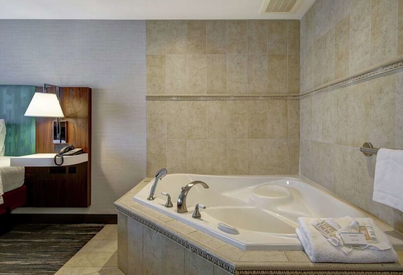 酒店 Hampton Inn & Suites By Hilton   Guelph