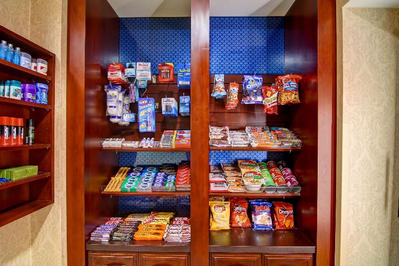 هتل Hampton Inn & Suites By Hilton Guelph
