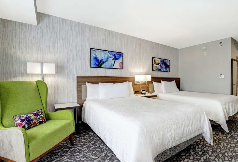 ホテル Hilton Garden Inn Toronto Ajax Ontario