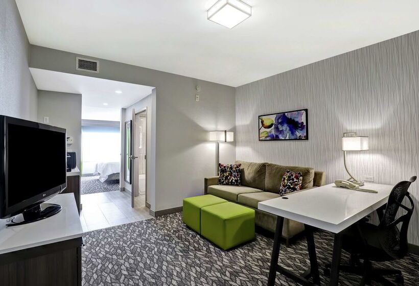 فندق Hilton Garden Inn Toronto/ajax