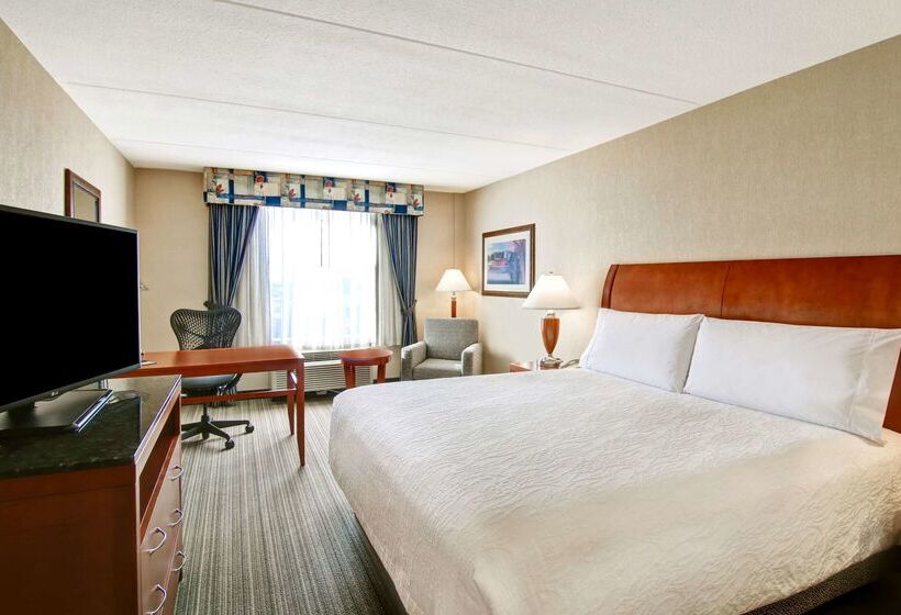 هتل Hilton Garden Inn Toronto/burlington