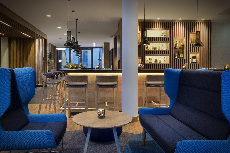هتل Holiday Inn Express Baden Baden, An Ihg