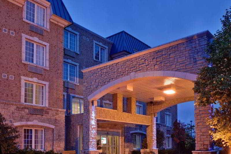 هتل Holiday Inn Express Whitby Oshawa, An Ihg
