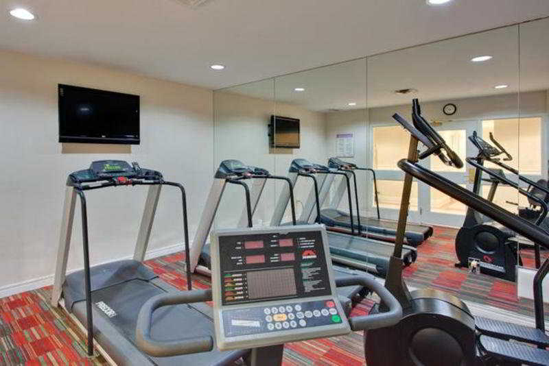 هتل Holiday Inn Express Whitby Oshawa, An Ihg