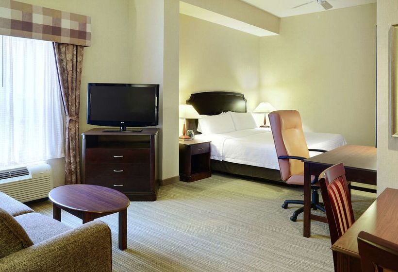 هتل Homewood Suites By Hilton Burlington