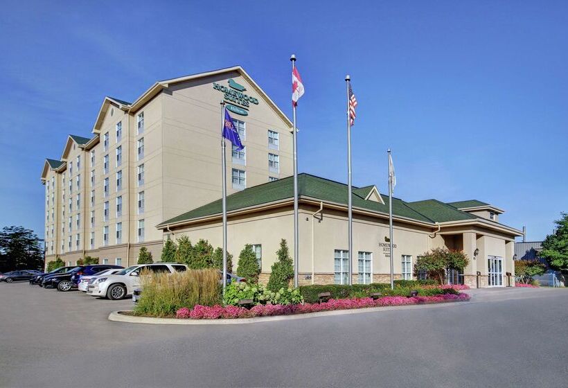 هتل Homewood Suites By Hilton Burlington