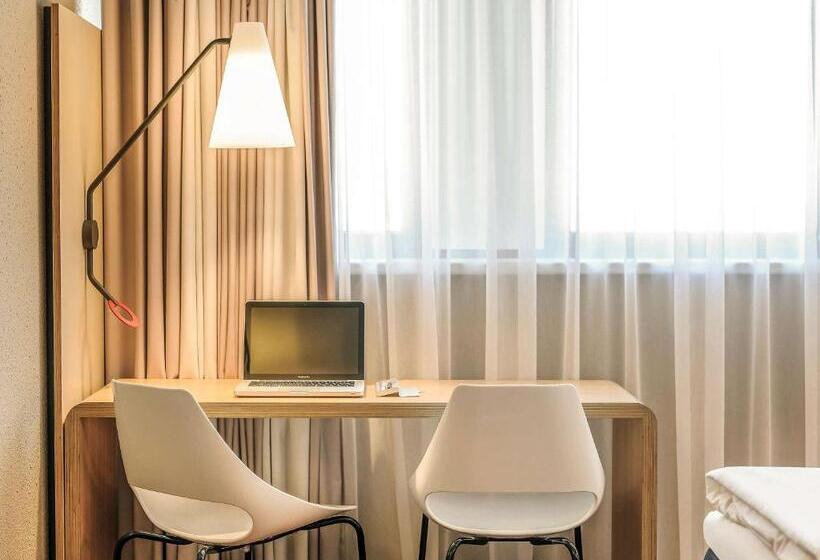 هتل Ibis Innsbruck