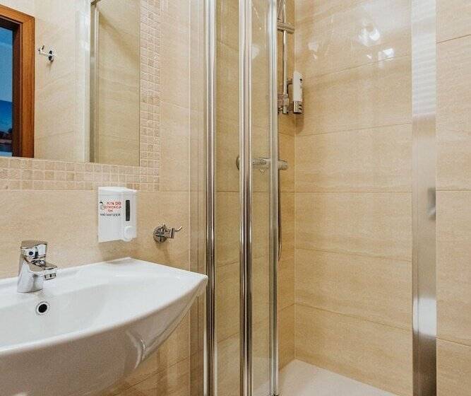Fotos del hotel Jan:  16