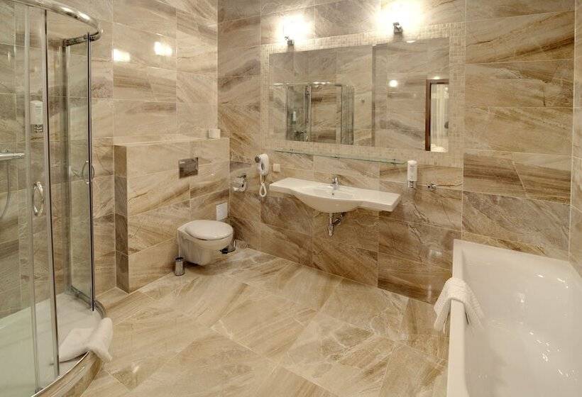 Fotos del hotel Jan:  19