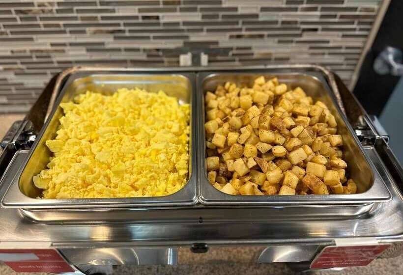 هتل Holiday Inn Express & Suites Kitchener Southeast, An Ihg