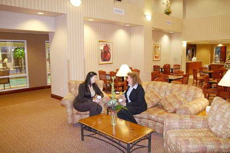 Отель Holiday Inn Express & Suites Kitchener Southeast, An Ihg