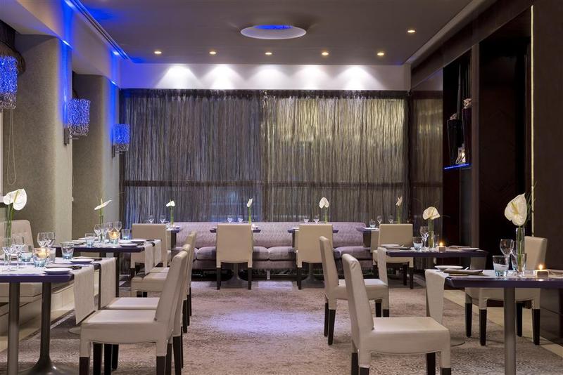 هتل Meliá Genova