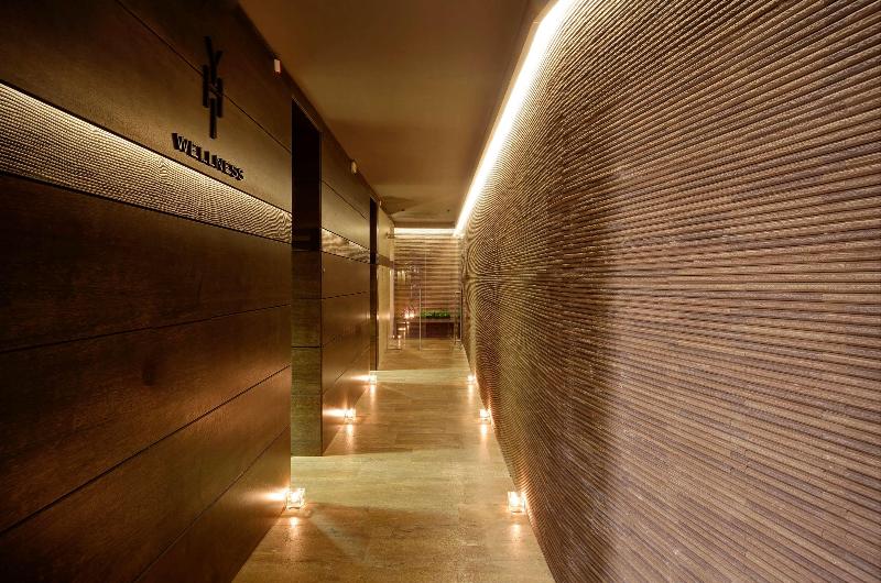 هتل Meliá Genova