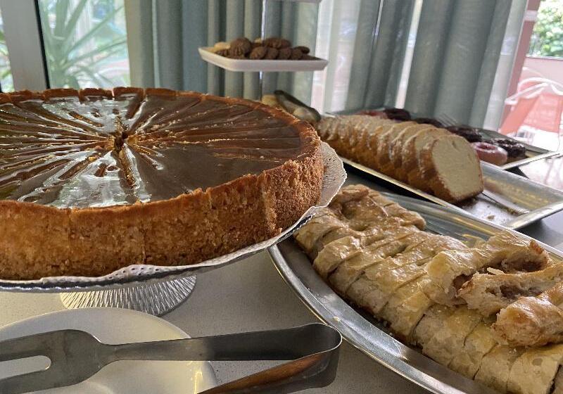 هتل Nanni Garni
