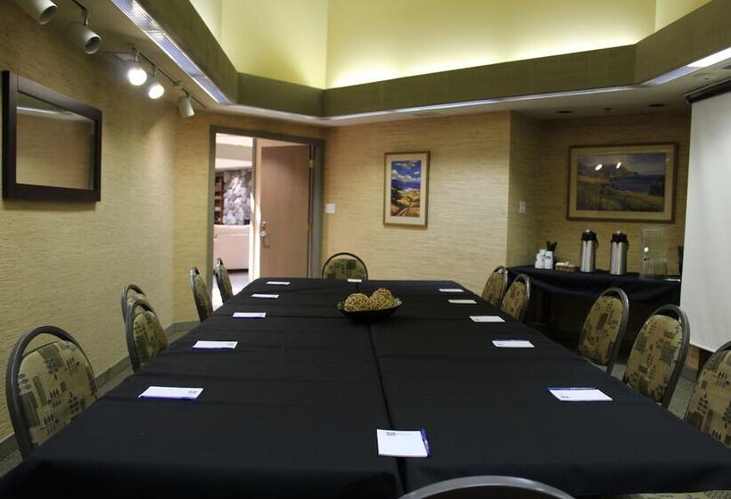 בית מלון כפרי Pacific Shores Resort & Spa