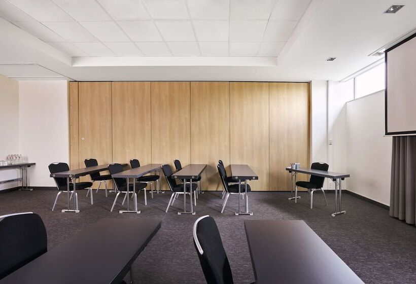ホテル Park Inn By Radisson Liege Airport