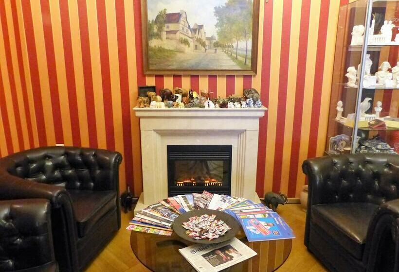 Fotos del hotel Pension Savoy Nähe Kurfürstendamm:  14