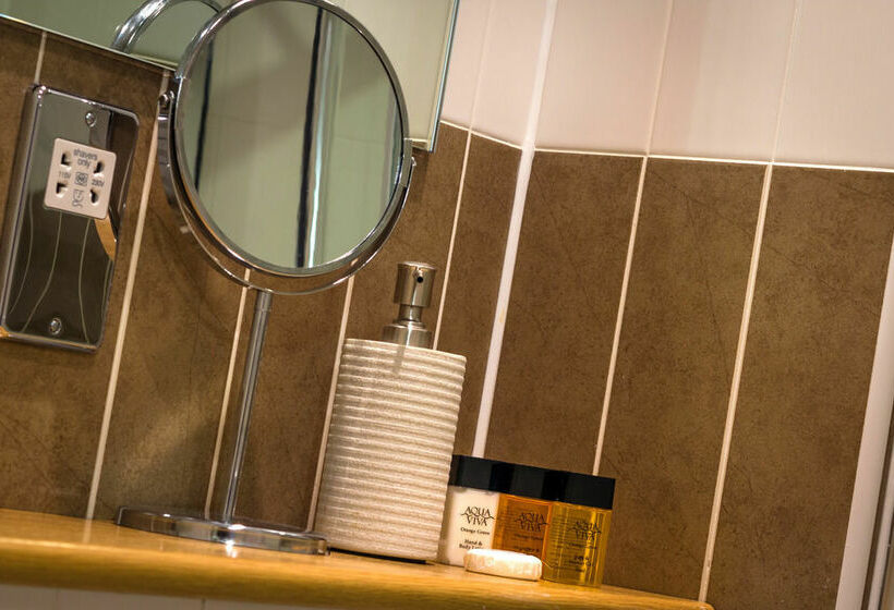 هتل The Postbox By Bridgestreet