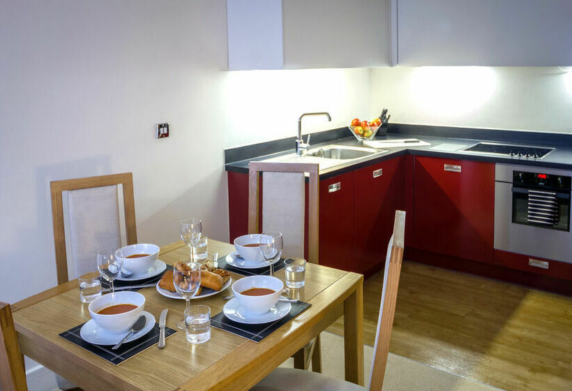 هتل The Postbox By Bridgestreet