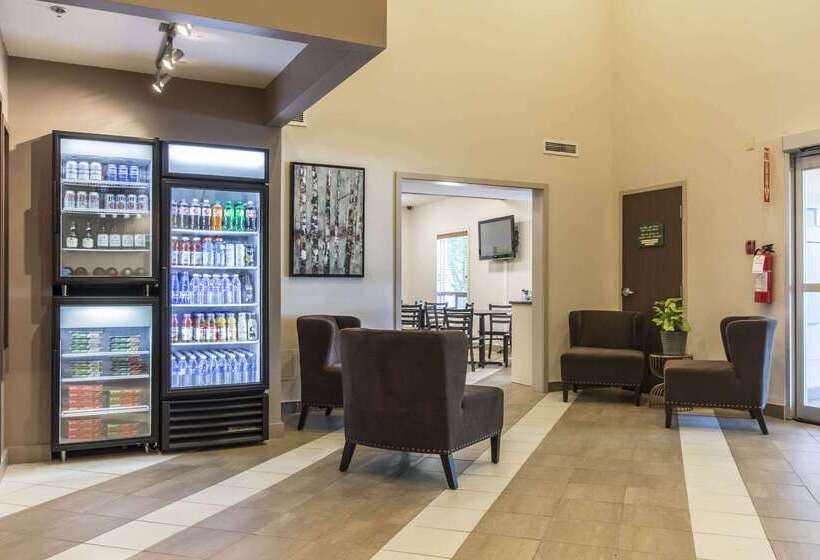 هتل Quality Inn Airport