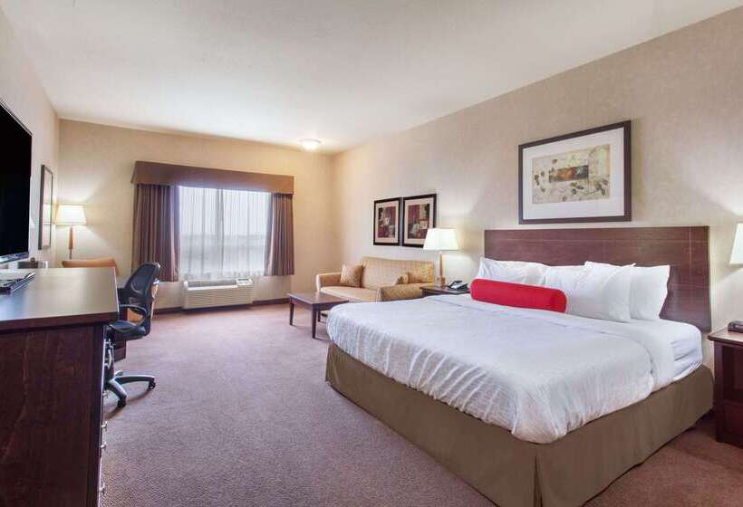 בית מלון כפרי Ramada By Wyndham Camrose