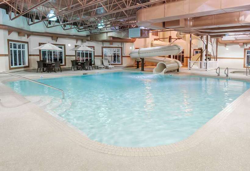 Ramada By Wyndham Drumheller Hotel & Suites