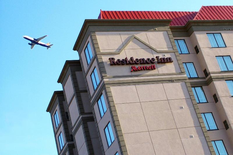 هتل Residence Inn By Marriott Toronto Airport