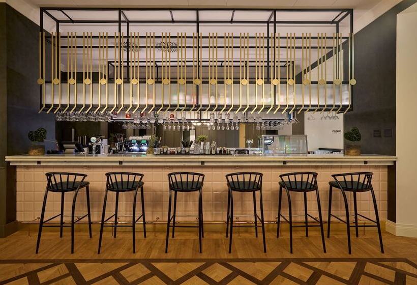 هتل Saski Krakow, Curio Collection By Hilton