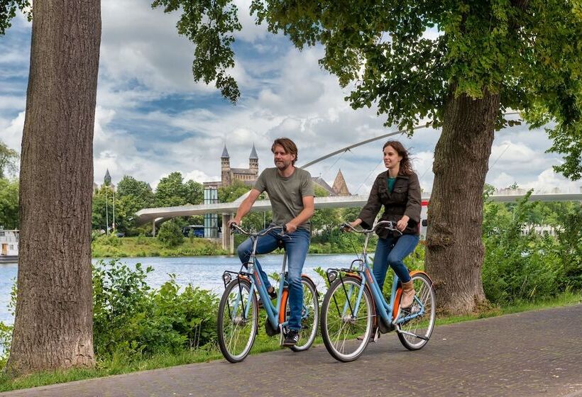 هتل Stayokay Hostel Maastricht