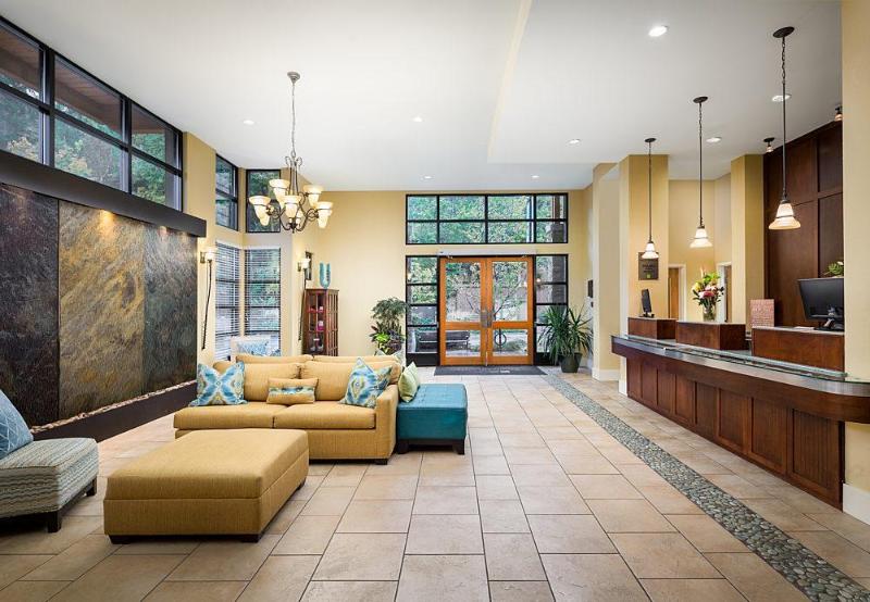 酒店 Summerland Waterfront Resort & Spa